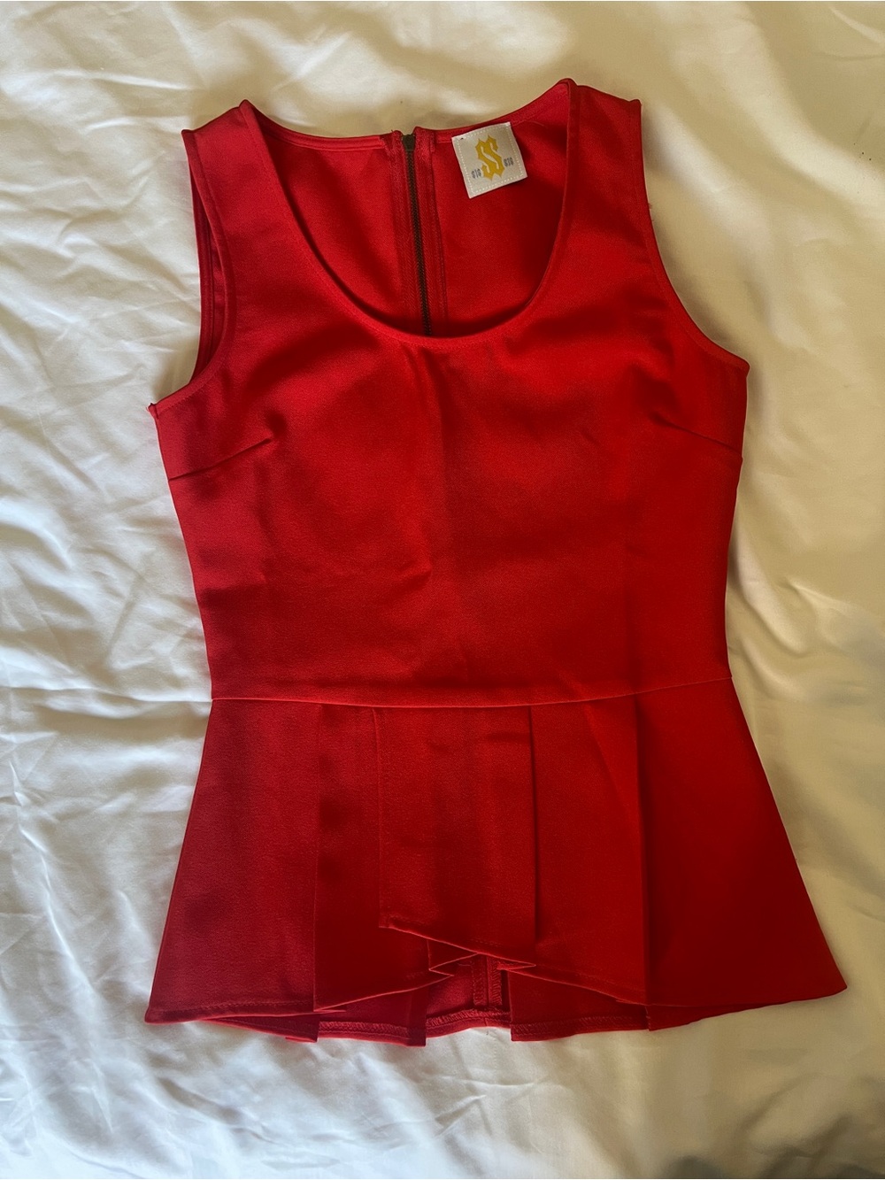 Sis Sis Fitted Red Peplum Top